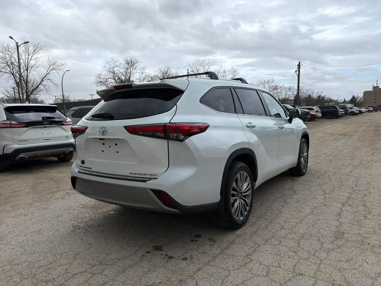 Toyota Highlander снимка Toyota Highlander