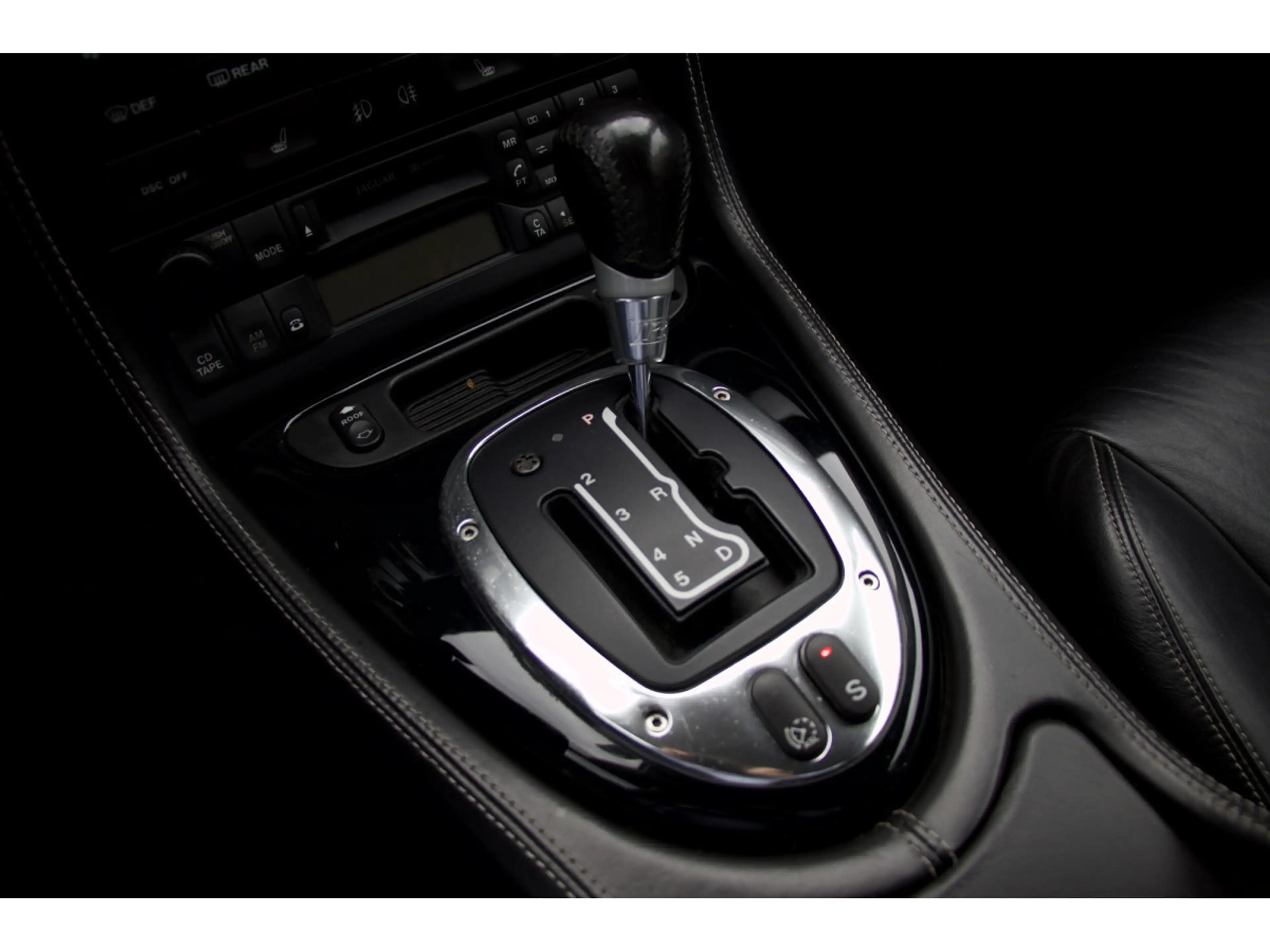 Jaguar XKR XKR Cabrio — photo 8