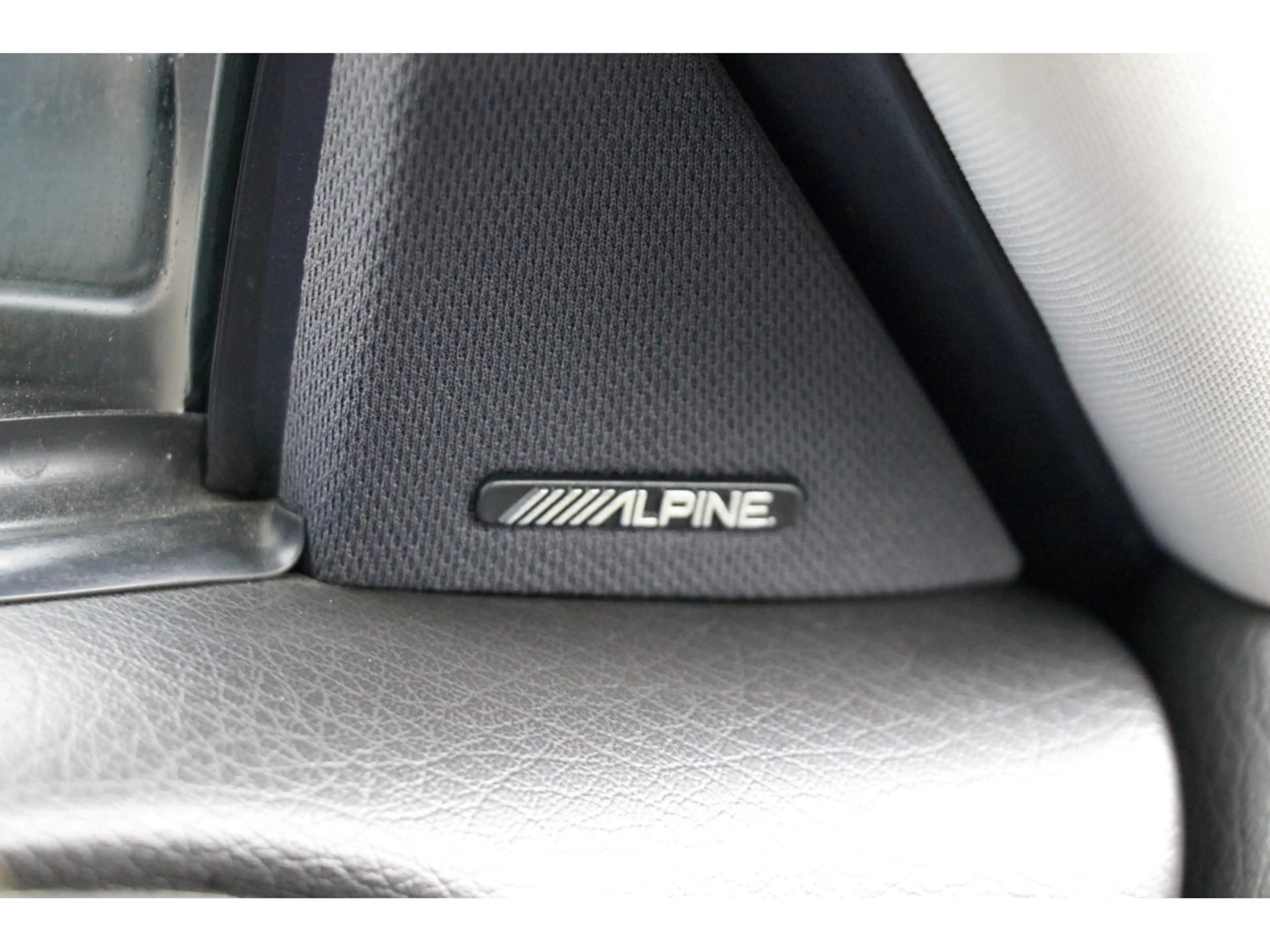 Jaguar XKR XKR Cabrio — photo 10