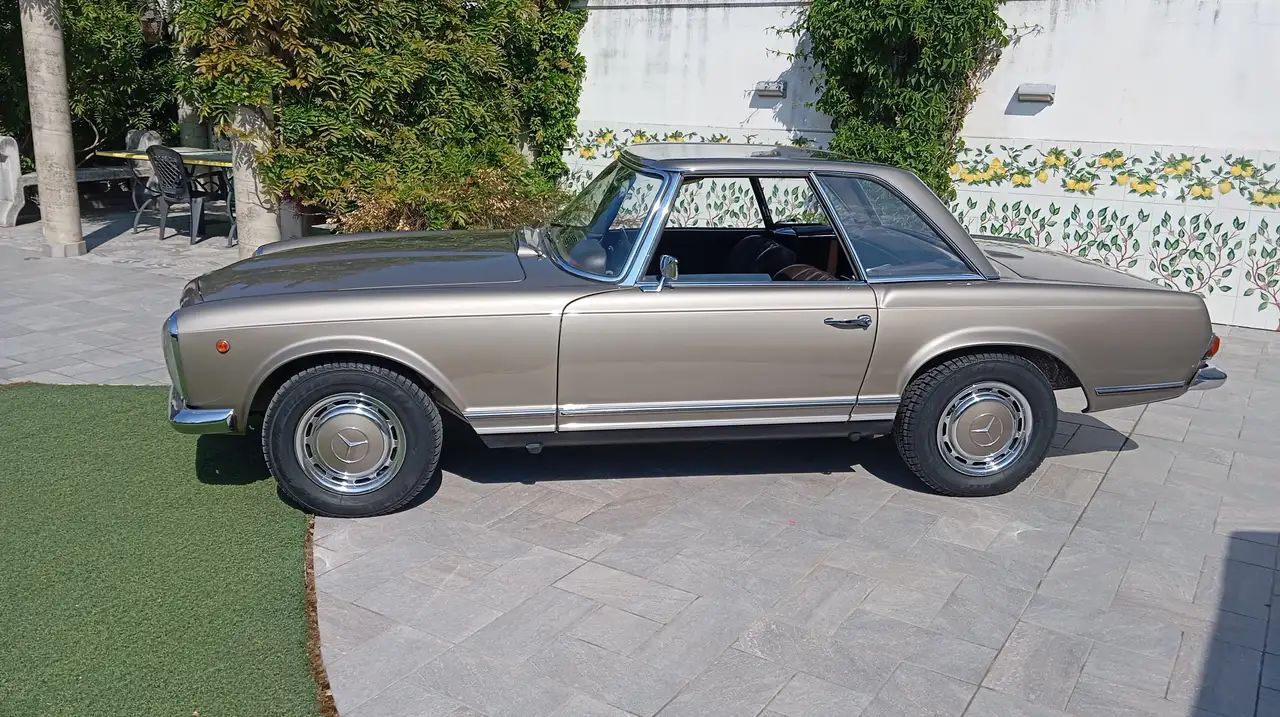 Mercedes-Benz SL 280, foto 2