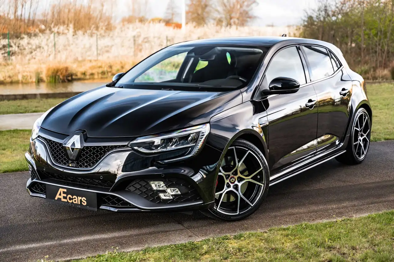 Renault Megane RS / ONLY 5.000 KM / CARBON / PANO ROOF / BELGIAN 2
