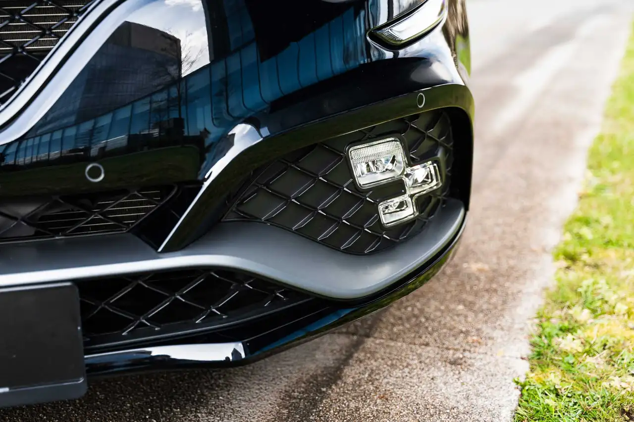 Renault Megane RS / ONLY 5.000 KM / CARBON / PANO ROOF / BELGIAN 10