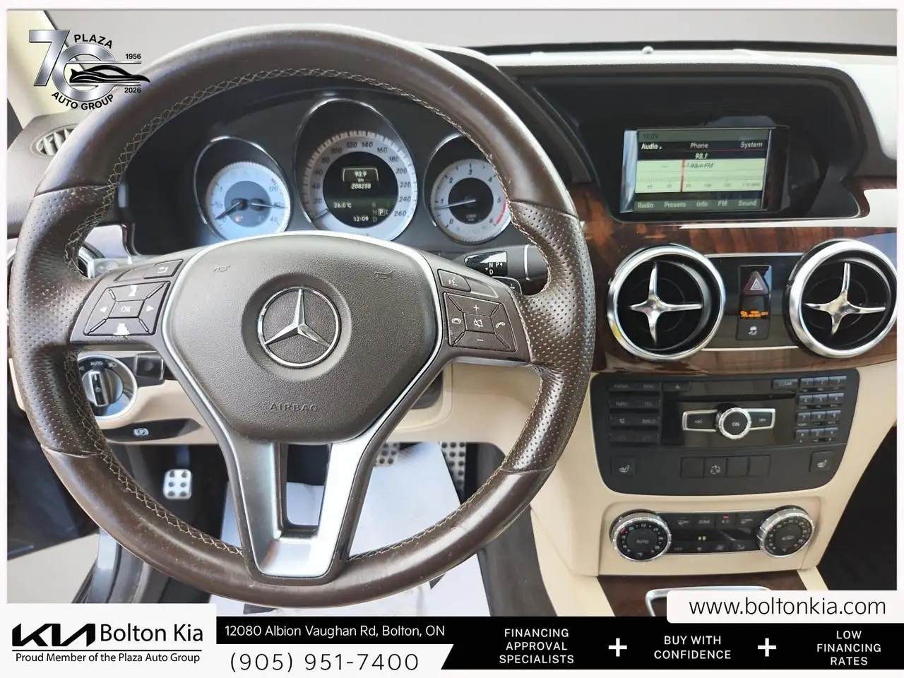 Mercedes-Benz GLK-Class снимка Mercedes-Benz GLK-Class