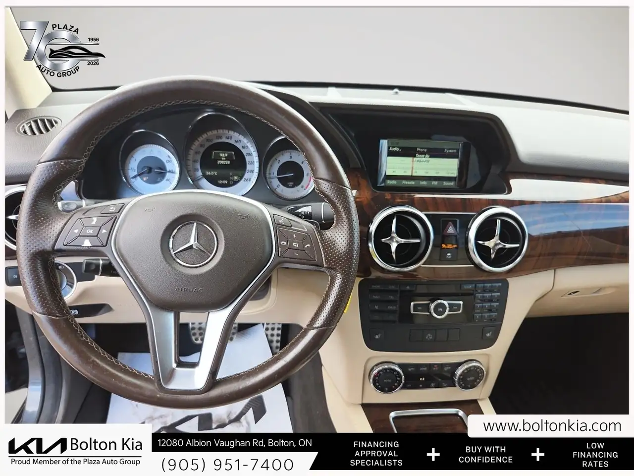 Mercedes-Benz GLK-Class снимка Mercedes-Benz GLK-Class