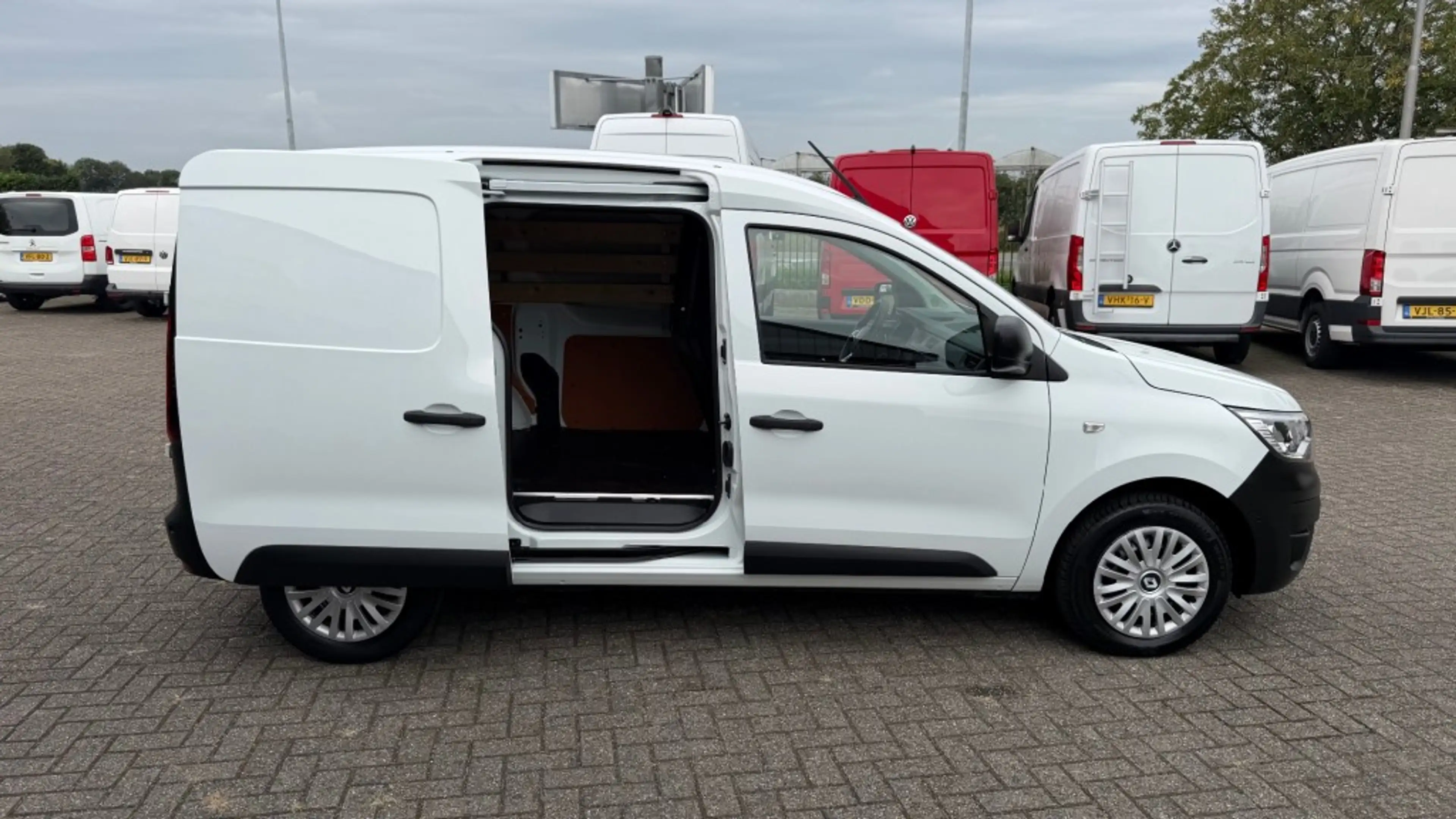 Renault Express 1.5 DCI 55KW 75PK EURO 6 NAVIGATIE/ AIRCO/ CRUISE — photo 5