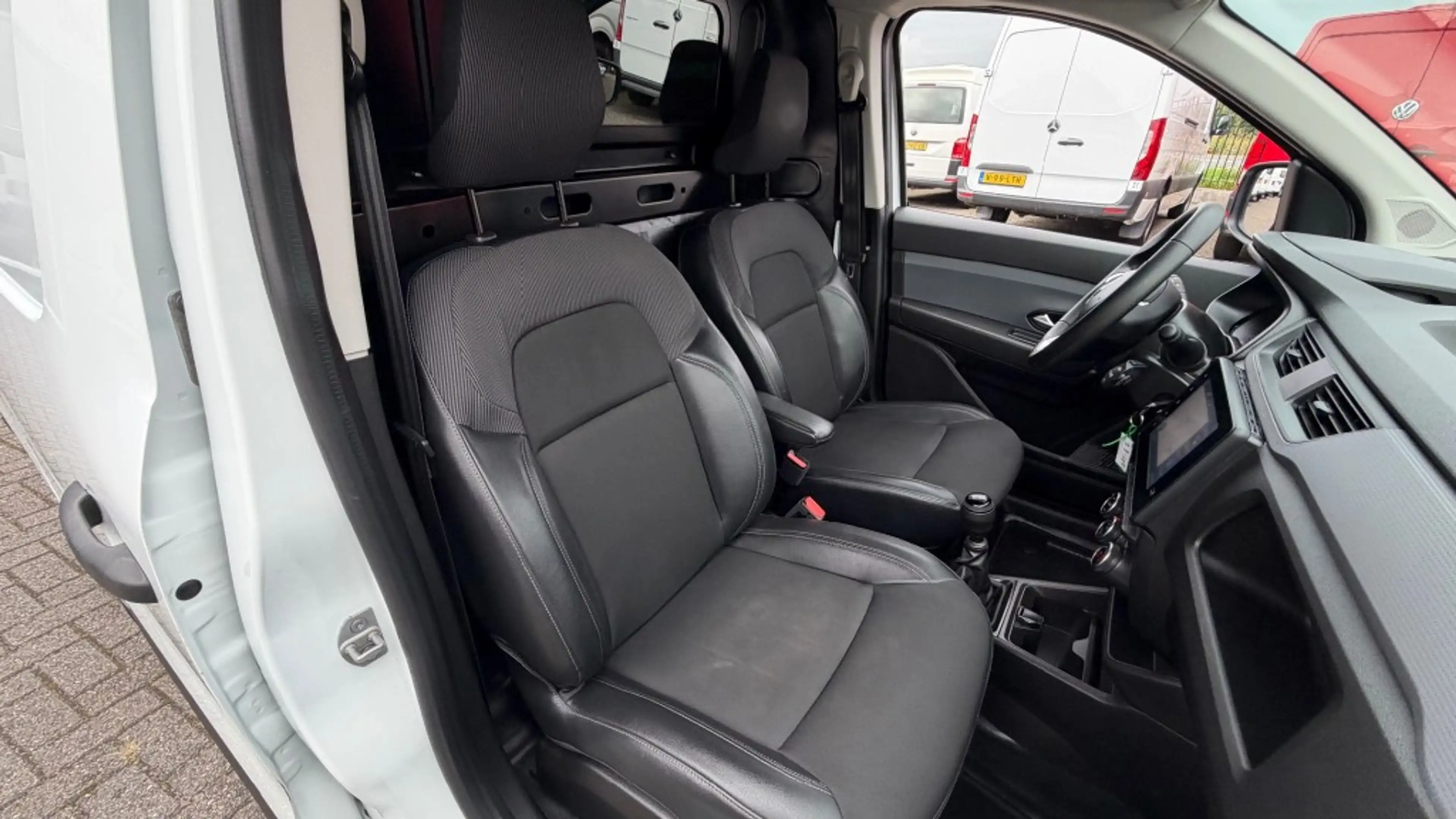 Renault Express 1.5 DCI 55KW 75PK EURO 6 NAVIGATIE/ AIRCO/ CRUISE — photo 6