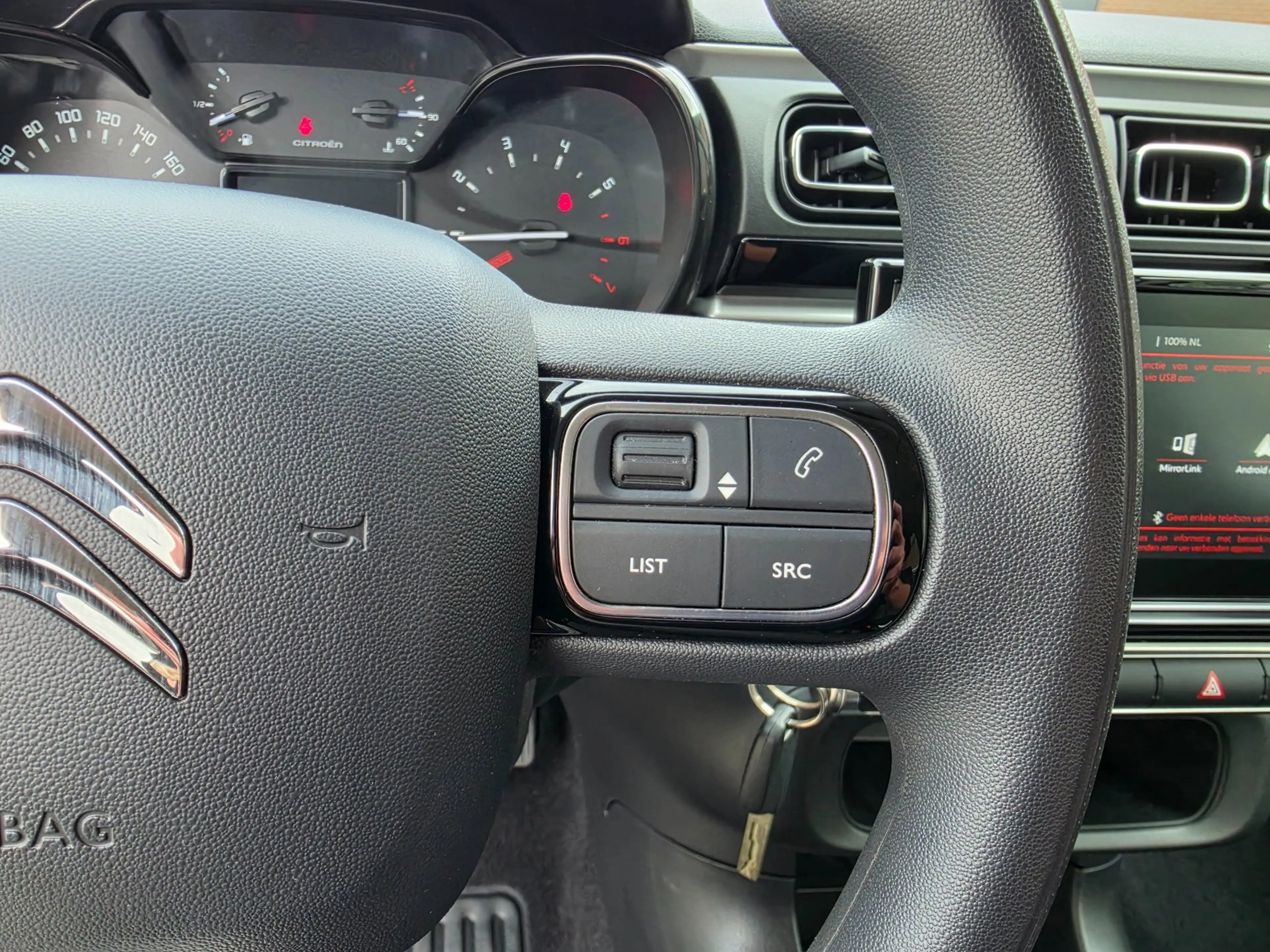 Citroen C3 1.2 PureTech C-Series Carplay, LED — photo 14