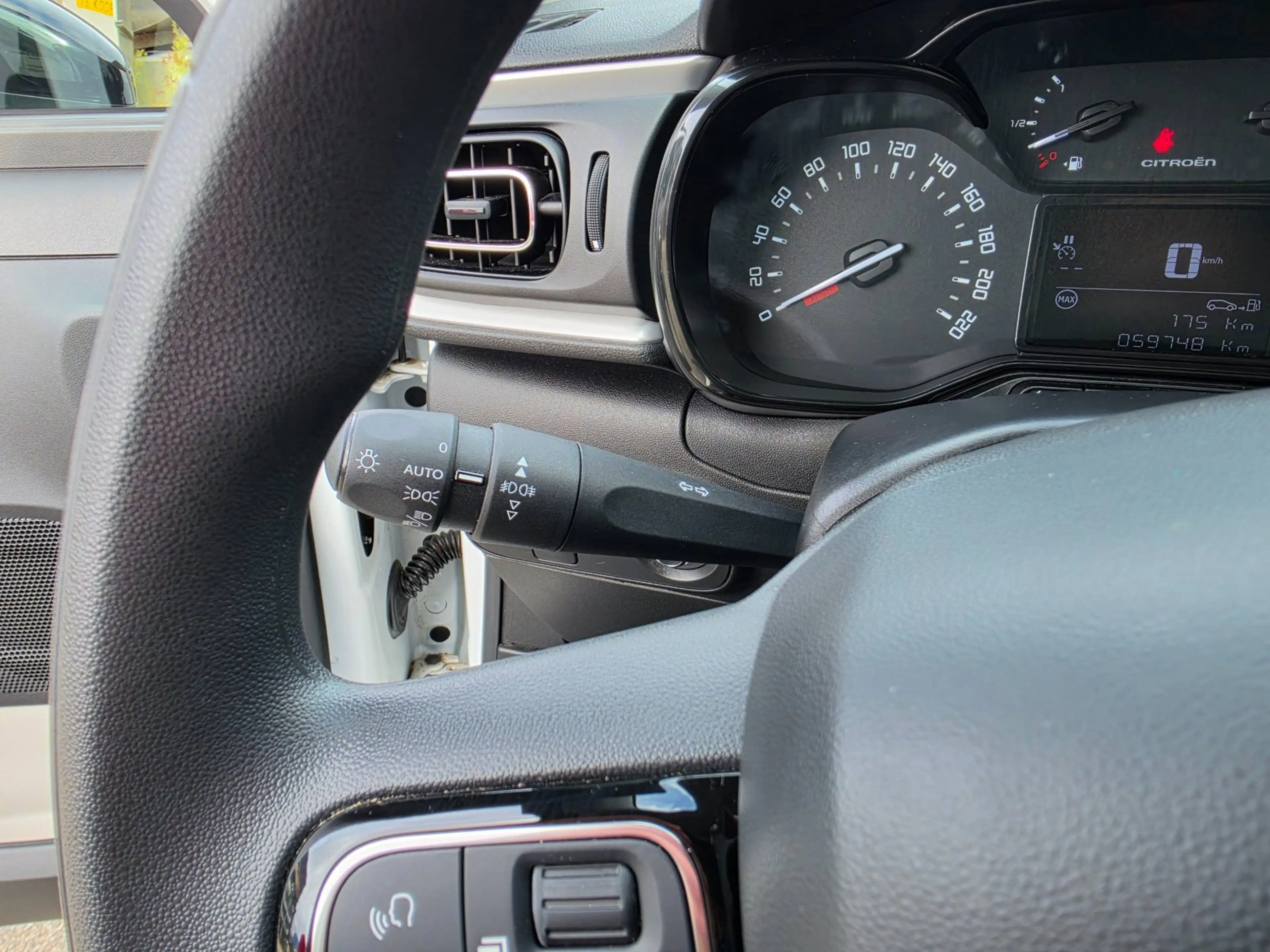 Citroen C3 1.2 PureTech C-Series Carplay, LED — photo 12