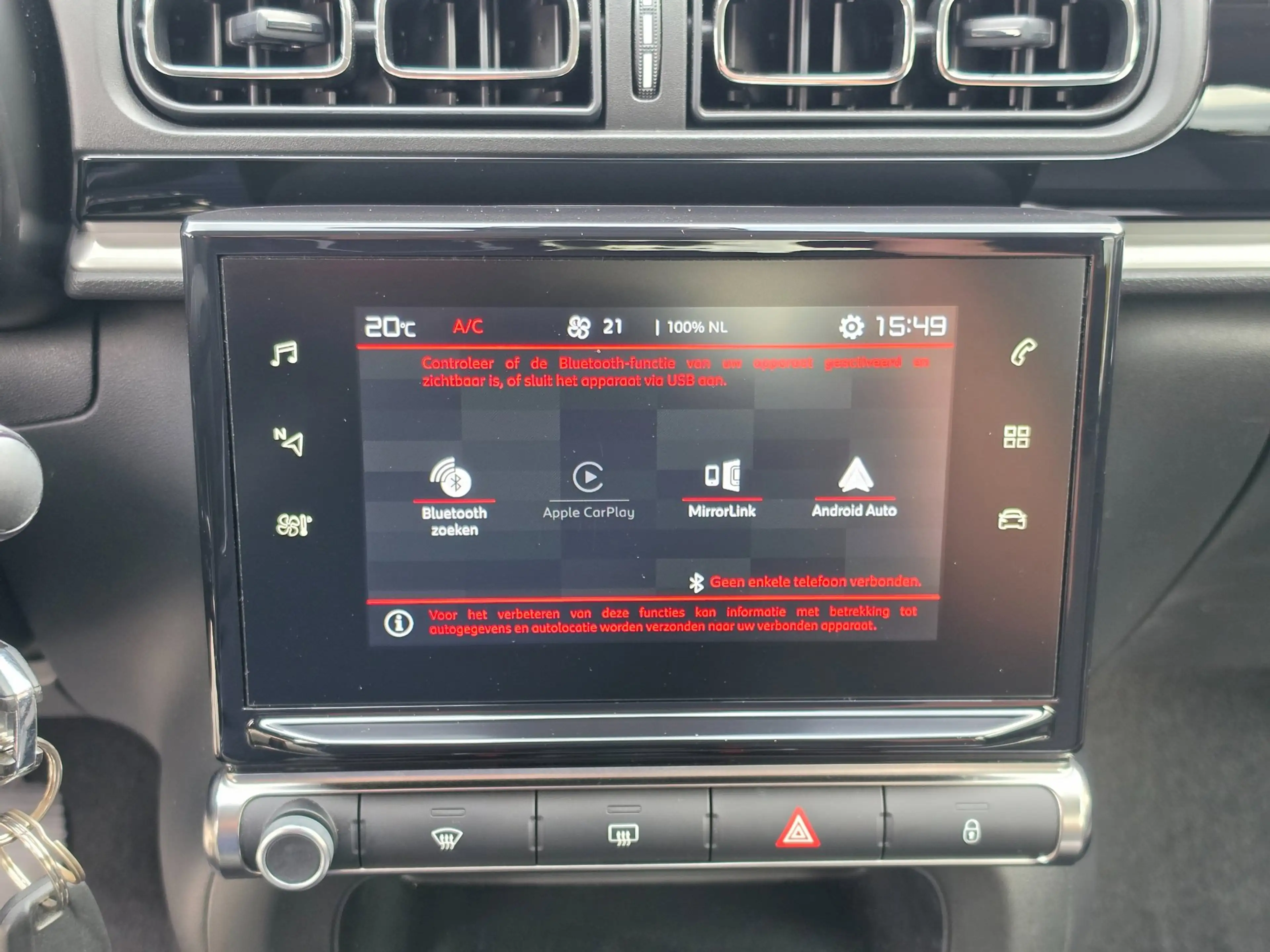 Citroen C3 1.2 PureTech C-Series Carplay, LED — photo 18