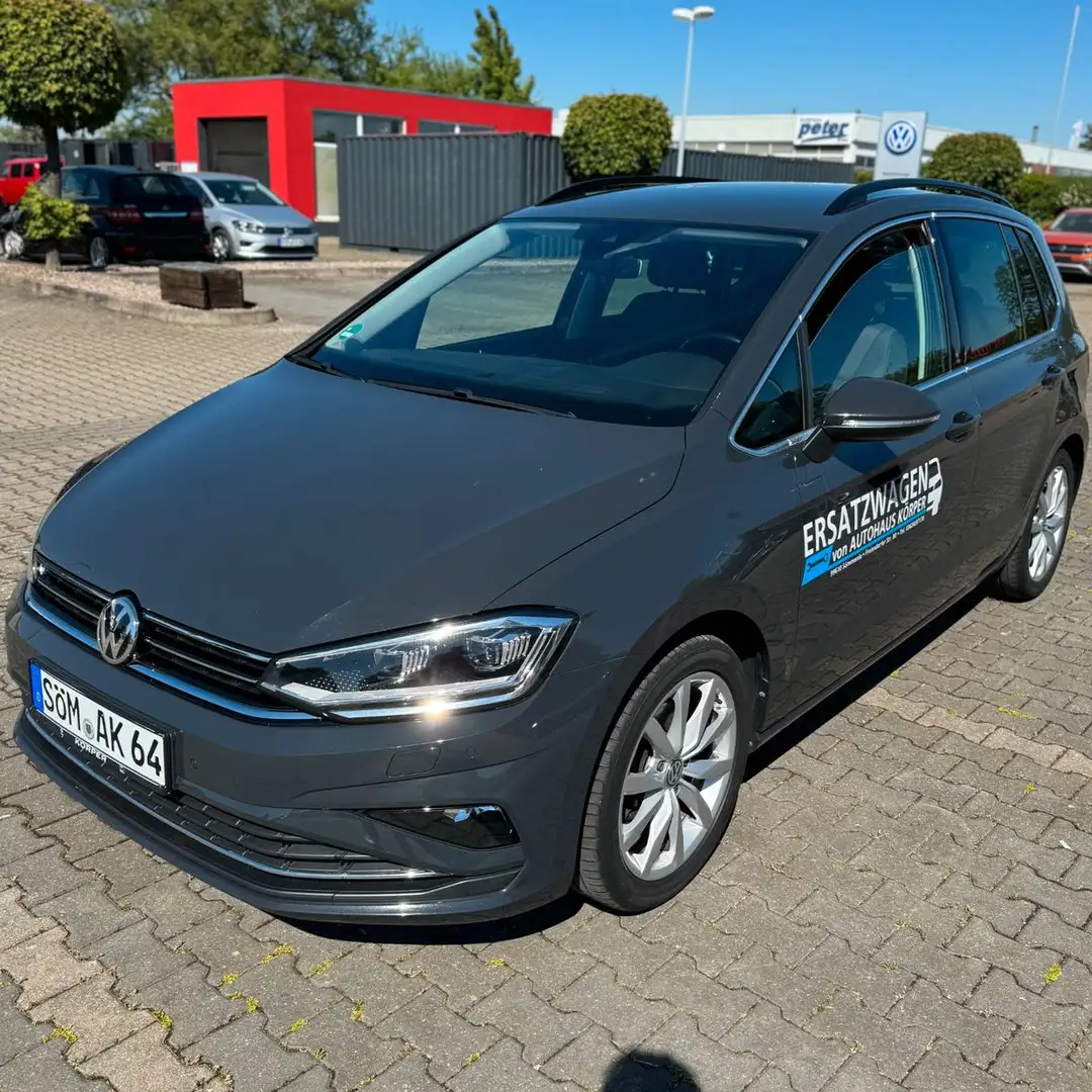 Volkswagen Golf Sportsvan VII Highline 2.0 TDI Grijs - 1