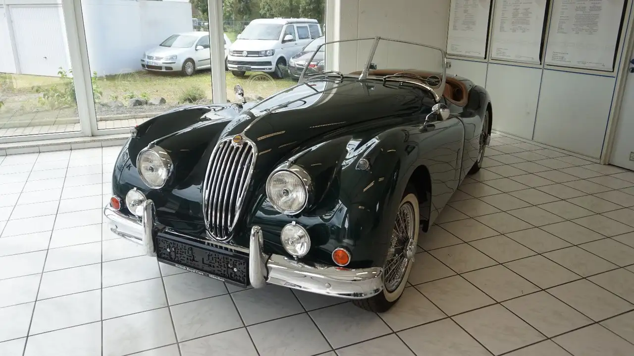 Jaguar XK
