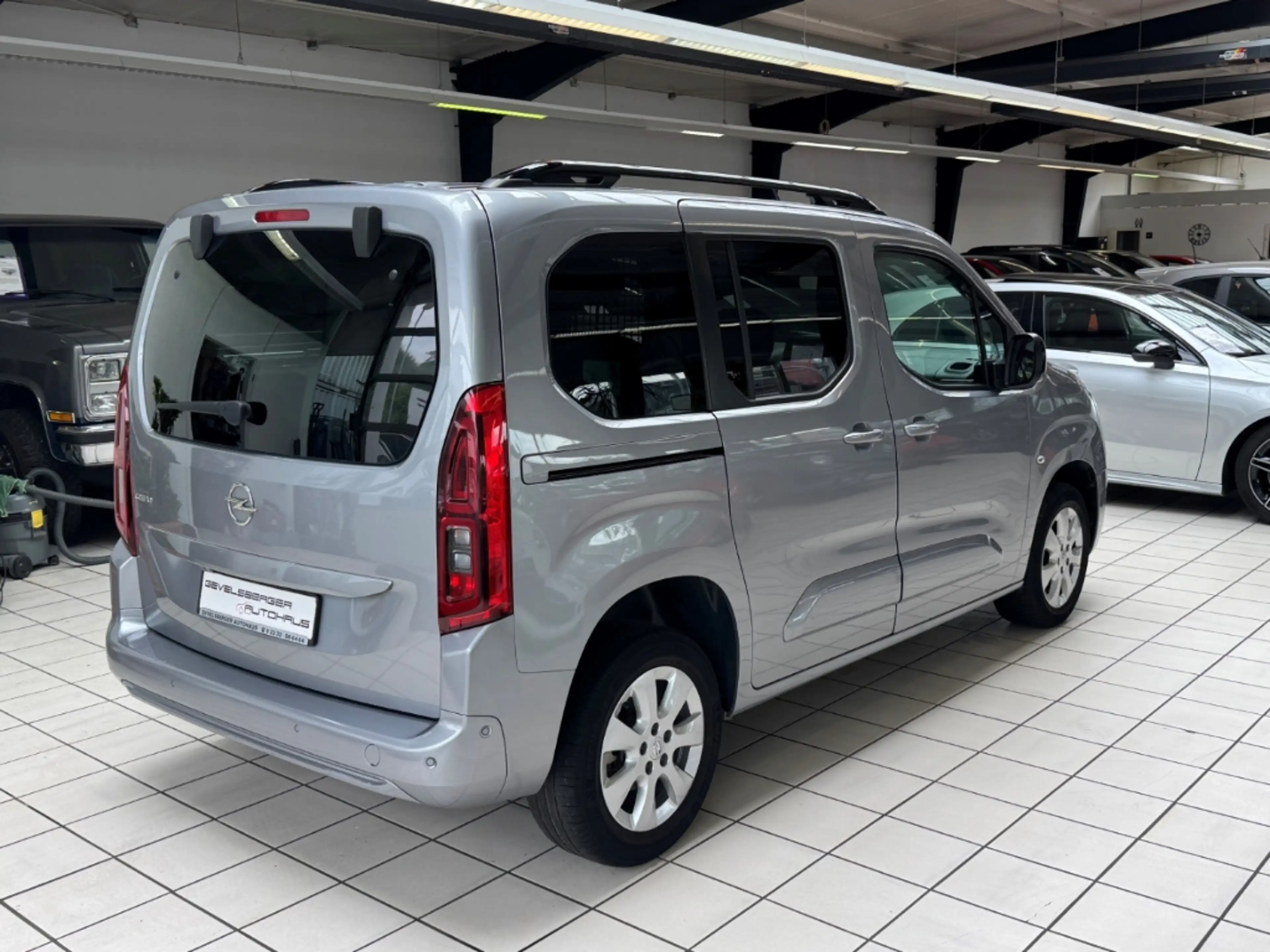 Opel Combo Life E Ultimate*1Hd*Scheck*Netto:9990Euro — photo 5