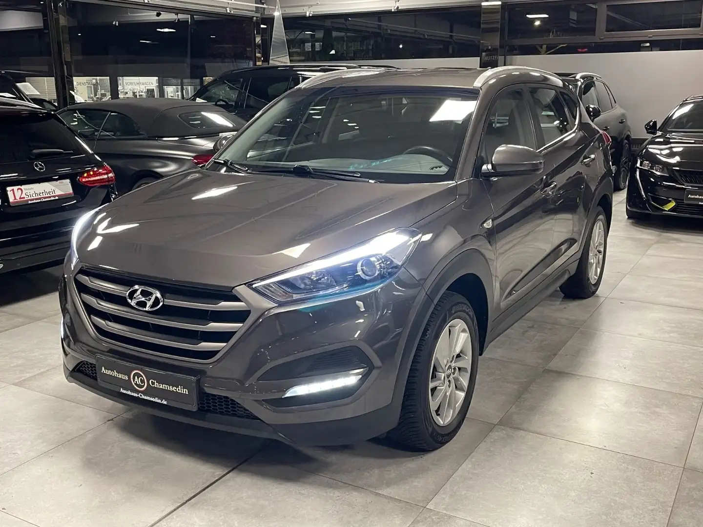 Hyundai TUCSON Go + 2WD Braun - 2