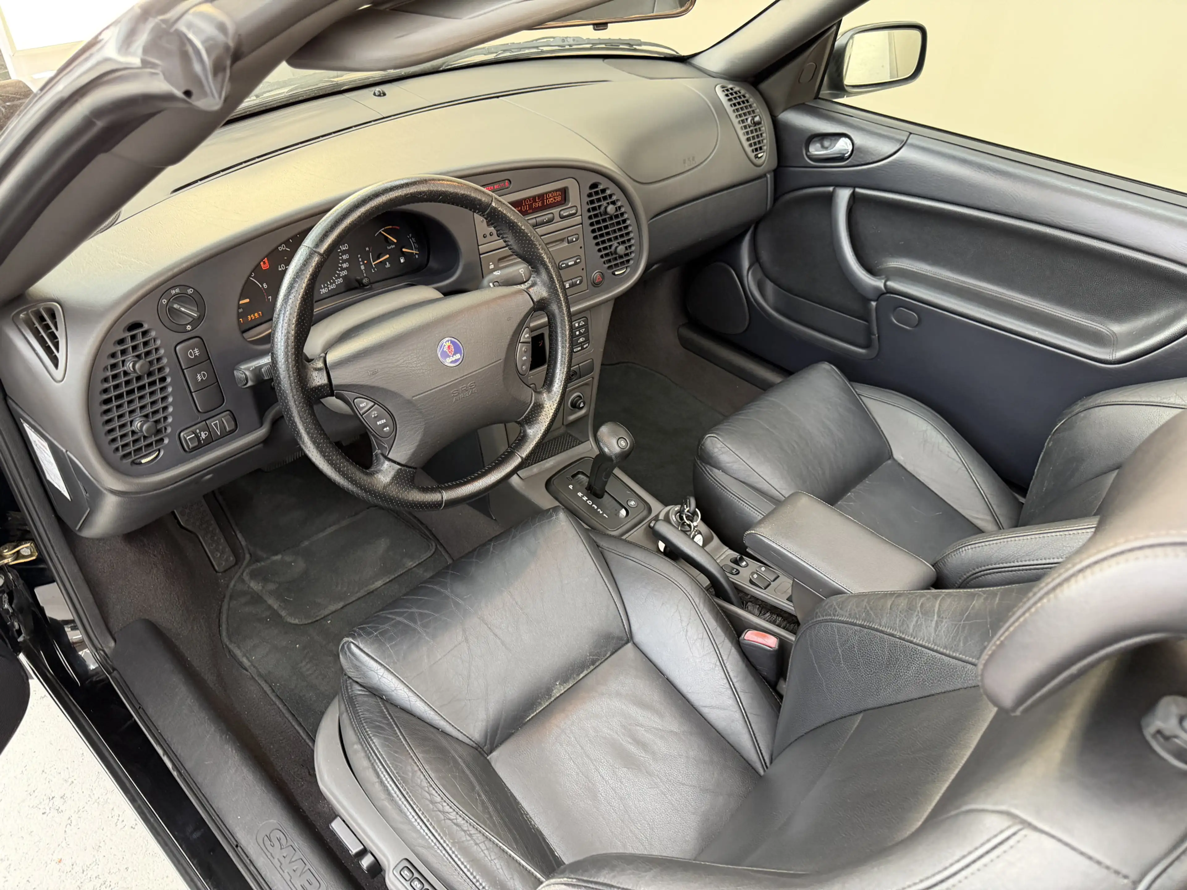 Saab 9-3 Cabrio 2.0 Turbo Aero, 205Pk, 2002, Liefhebbersaut — photo 2