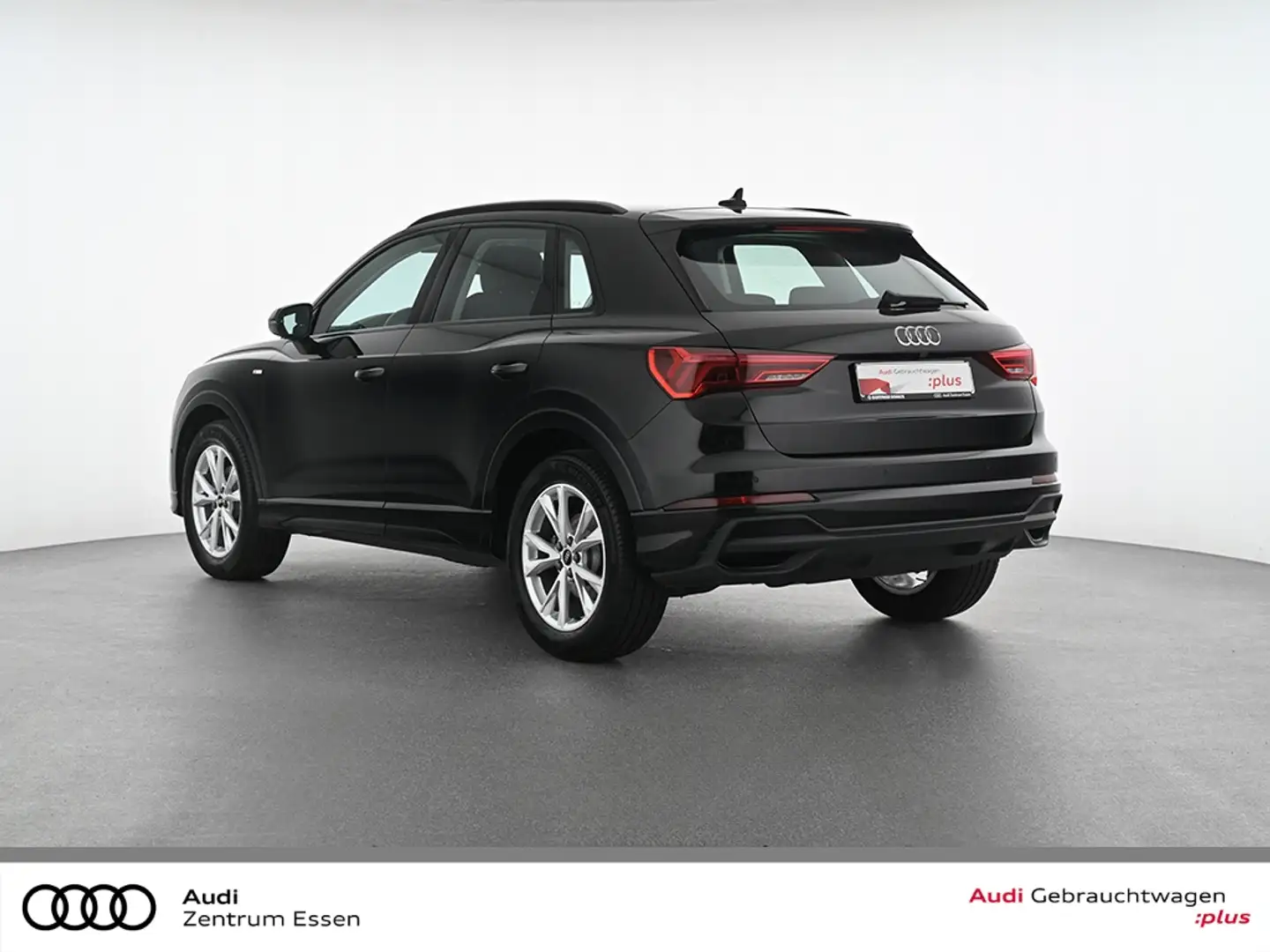 Audi Q3 S line 35 TFSI 110(150) kW(PS) Schaltgetriebe Schwarz - 2