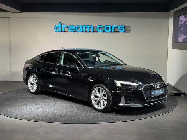 Audi A5 view 9
