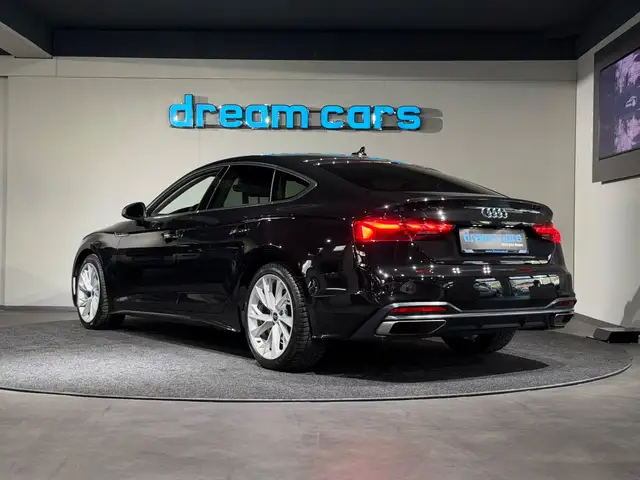 Audi A5 view 3