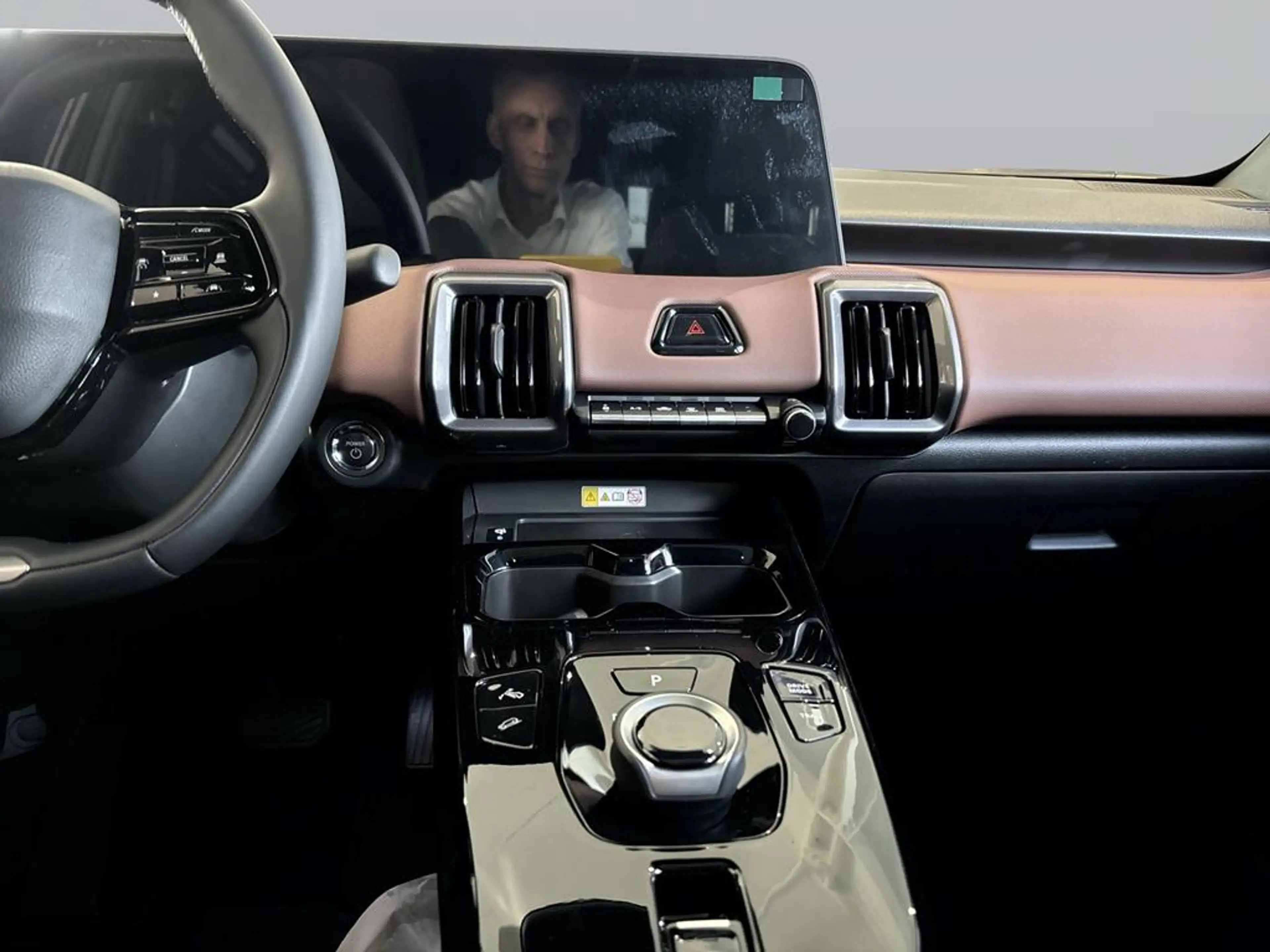 Suzuki Vitara (61kWh) ALLGRIP-e Comfort+ — photo 14
