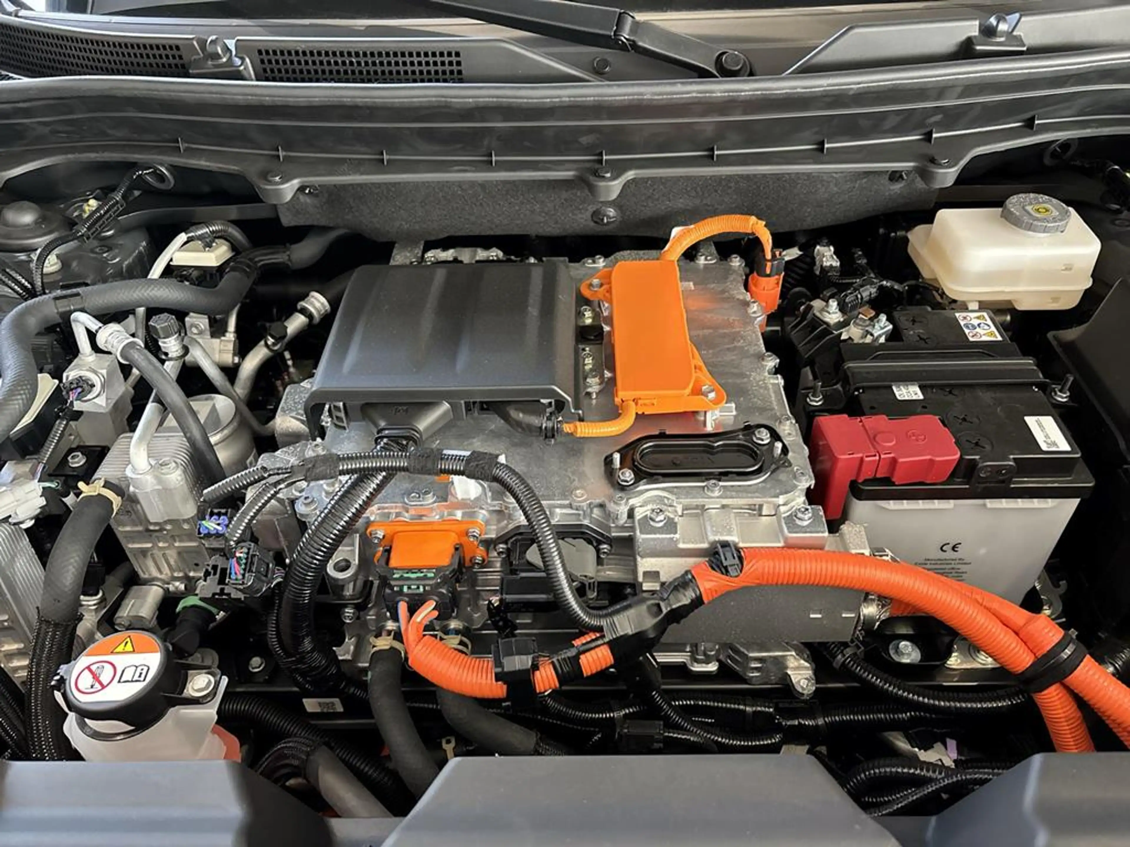 Suzuki Vitara (61kWh) ALLGRIP-e Comfort+ — photo 8