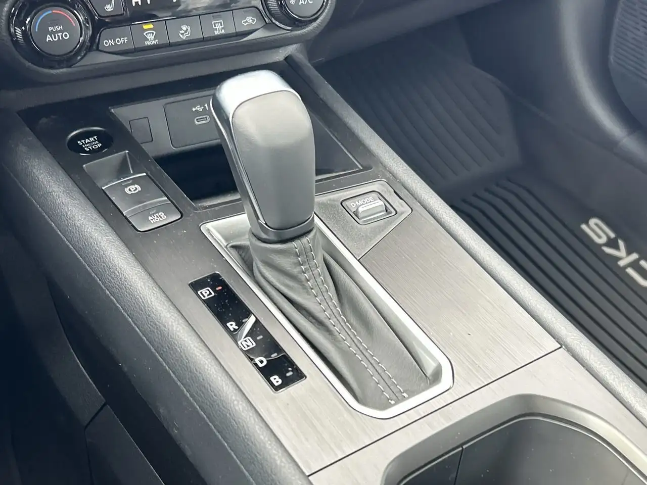 Nissan Kicks снимка Nissan Kicks