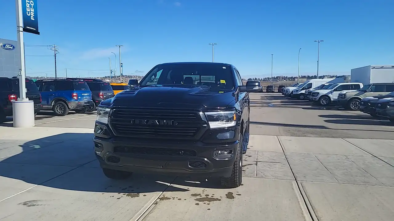 RAM 1500 снимка RAM 1500