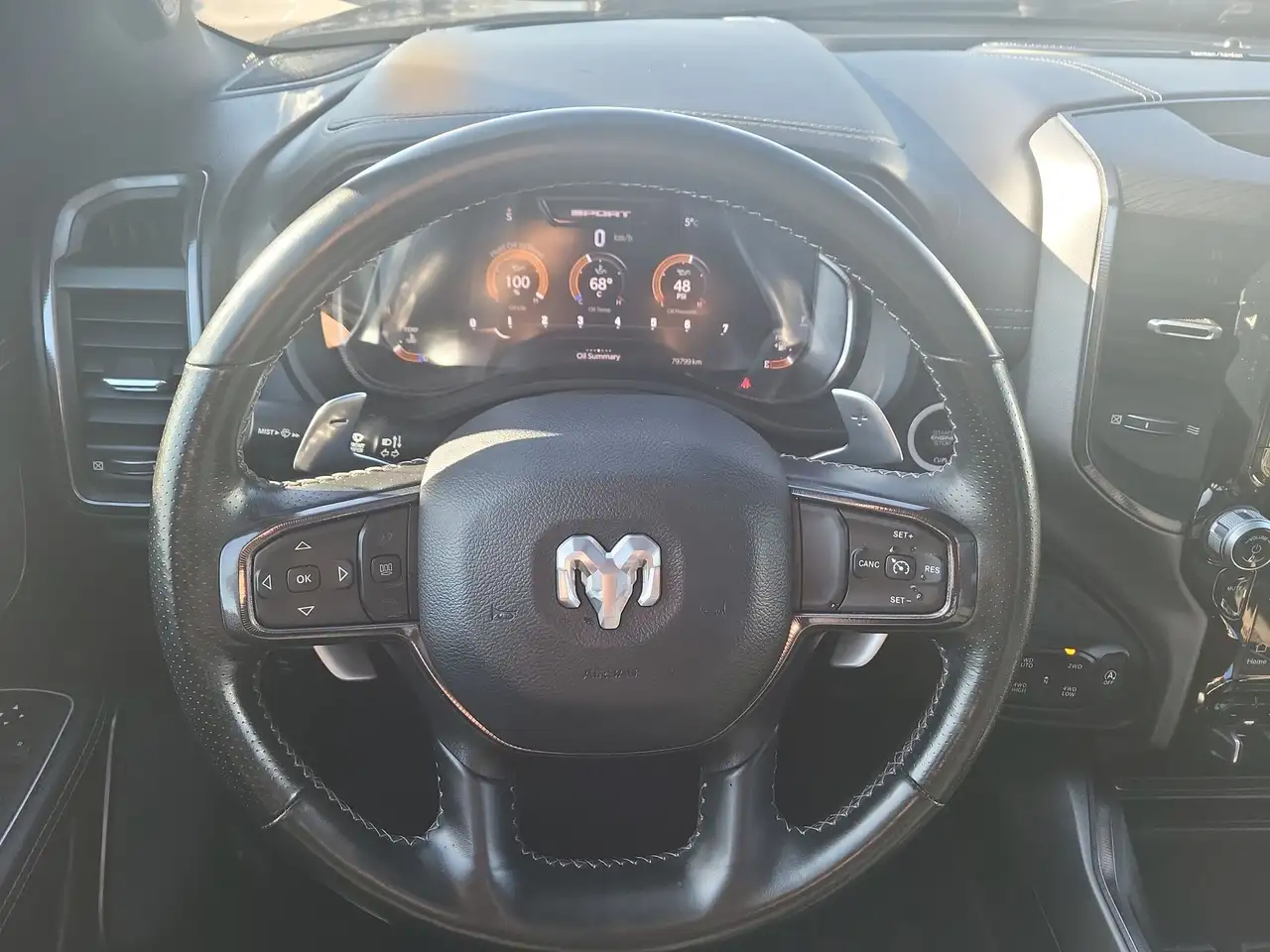 RAM 1500 снимка RAM 1500