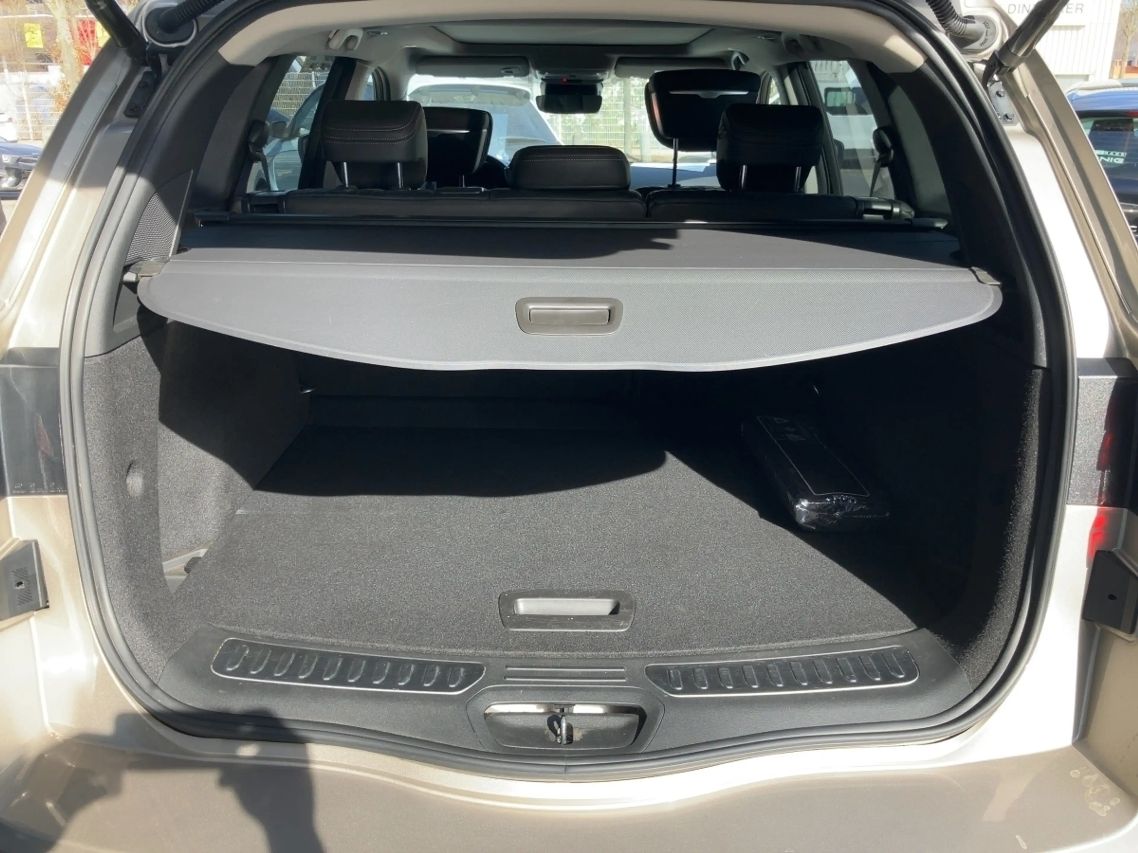 Renault Koleos INITIALE PARIS BLUE dCi 190 4WD AUTOMATIK — photo 8
