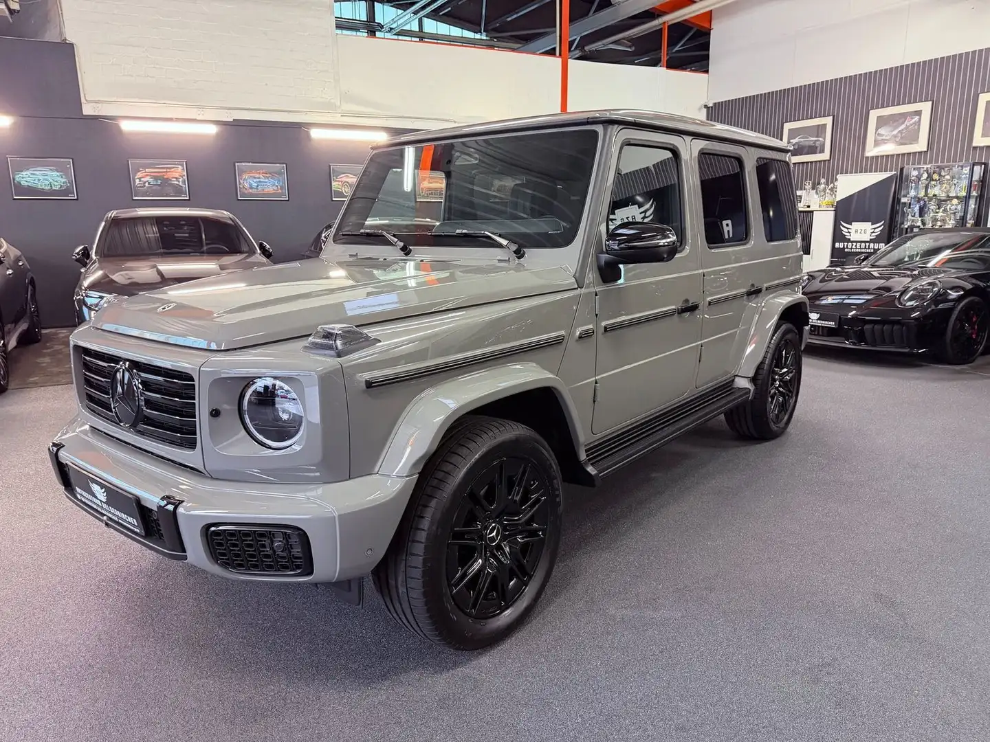 Mercedes-Benz G 450 d AMG MANUFAKTUR/SUPERIOR/NIGHT/MASSAGE/AH Gris - 1