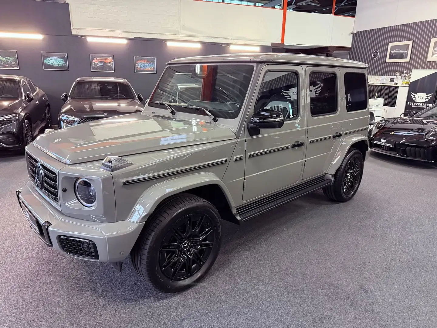 Mercedes-Benz G 450 d AMG MANUFAKTUR/SUPERIOR/NIGHT/MASSAGE/AH Gris - 2