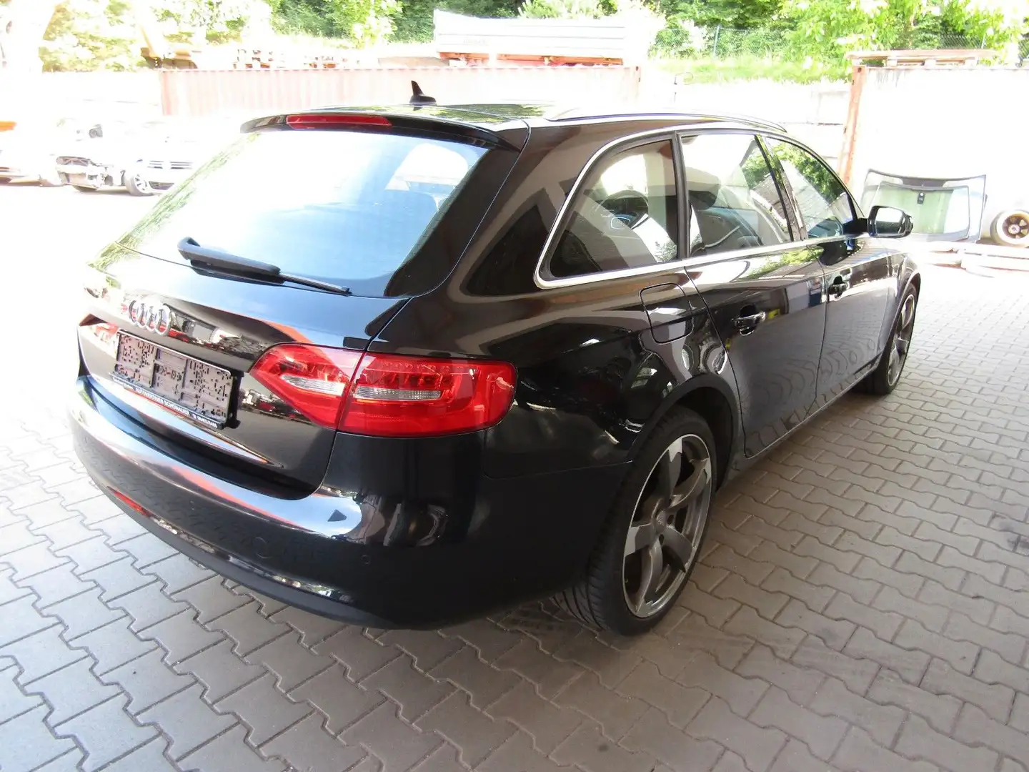 Audi A4 Avant   Navi  19 Zoll   Sitzheizung  Tempomat Schwarz - 2