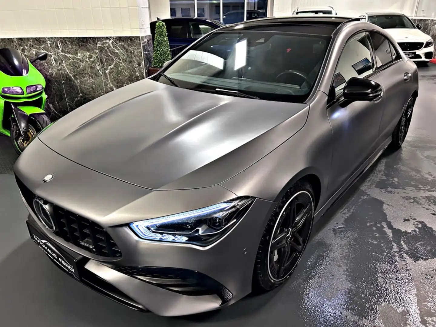 Mercedes-Benz CLA 35 AMG 4Matic Pano Headup Memory Multibeam Gris - 2