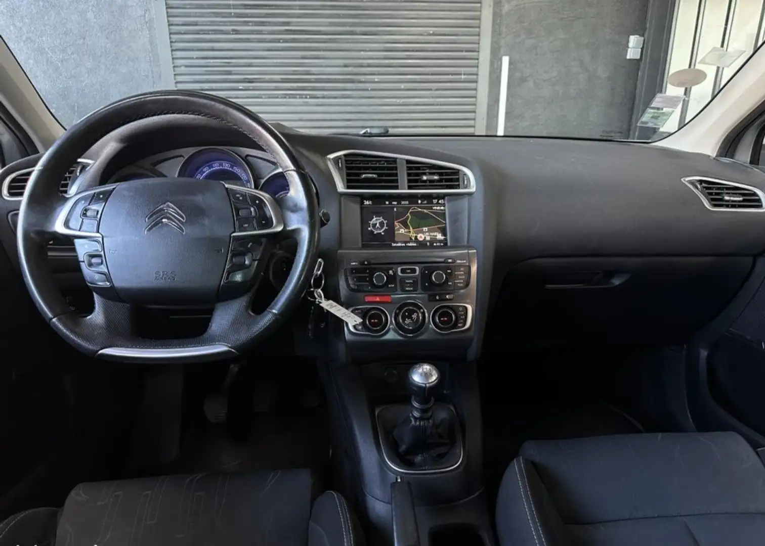 Citroen C4 HDi 110 FAP Millenium - 2