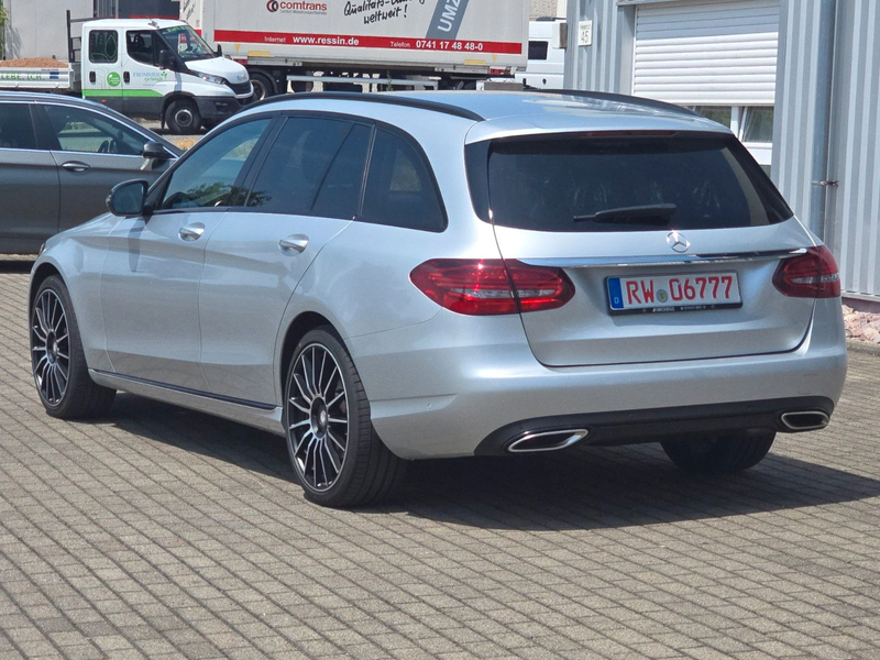 Mercedes-Benz C 300 T/AVANTGARDE/NIGHT PAKET/NAVI/KAMERA — photo 6