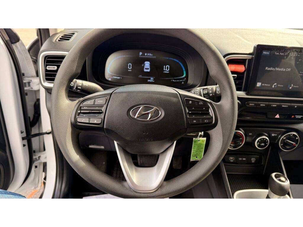 2024 Hyundai Venue — view 14