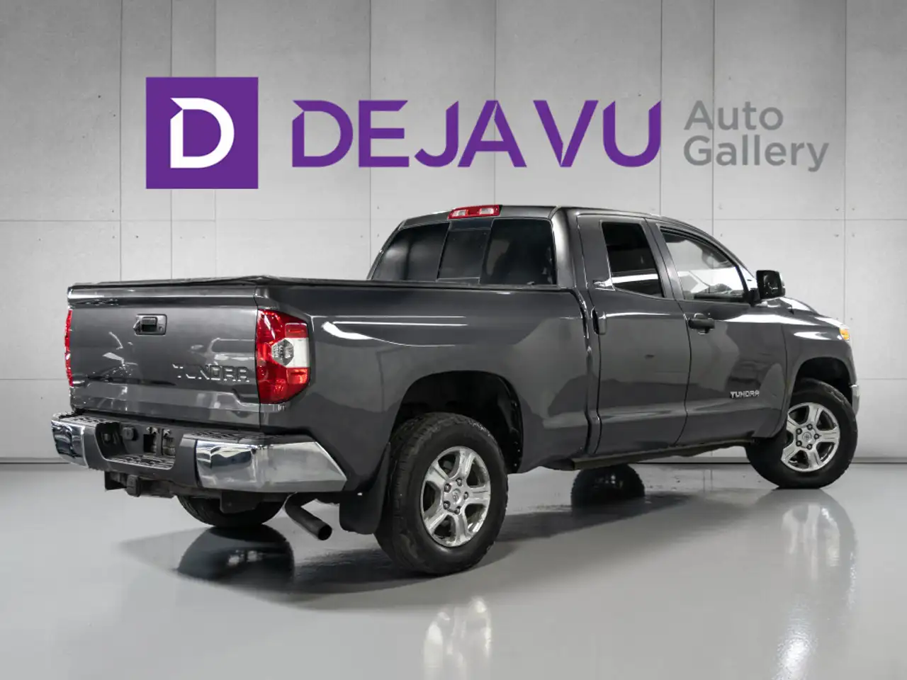 Toyota Tundra снимка Toyota Tundra