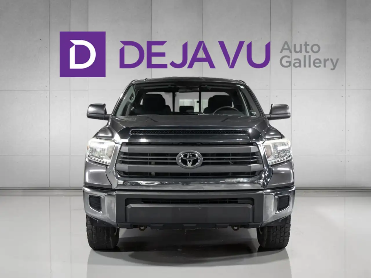 Toyota Tundra снимка Toyota Tundra