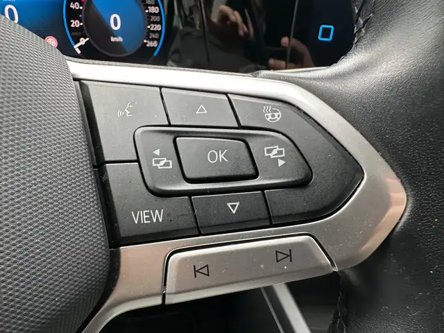 Volkswagen Golf view 12