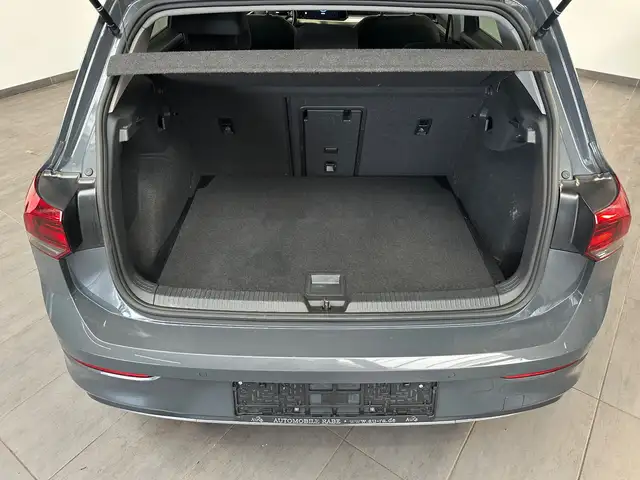 Volkswagen Golf view 6
