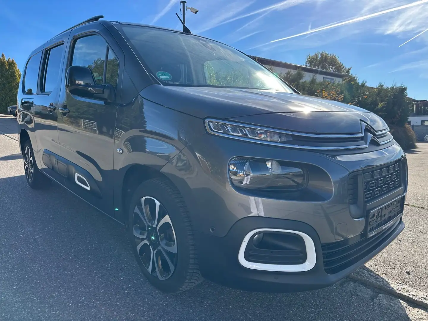 Citroen Berlingo Shine XL Head Up 1Hd. Grau - 1