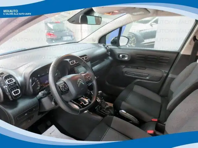Citroen C3 Aircross view 3