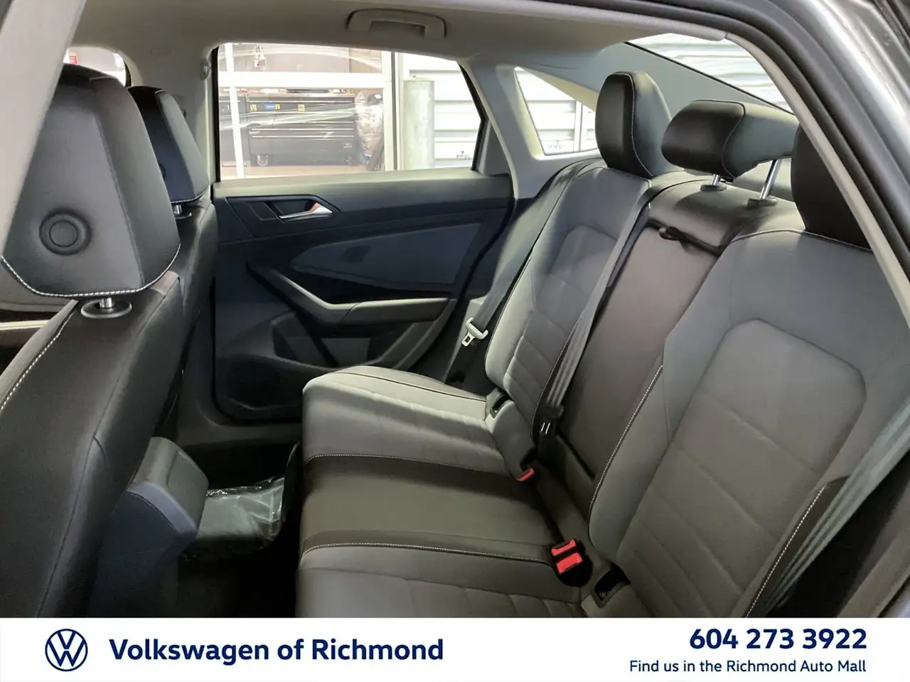 Volkswagen Jetta снимка Volkswagen Jetta