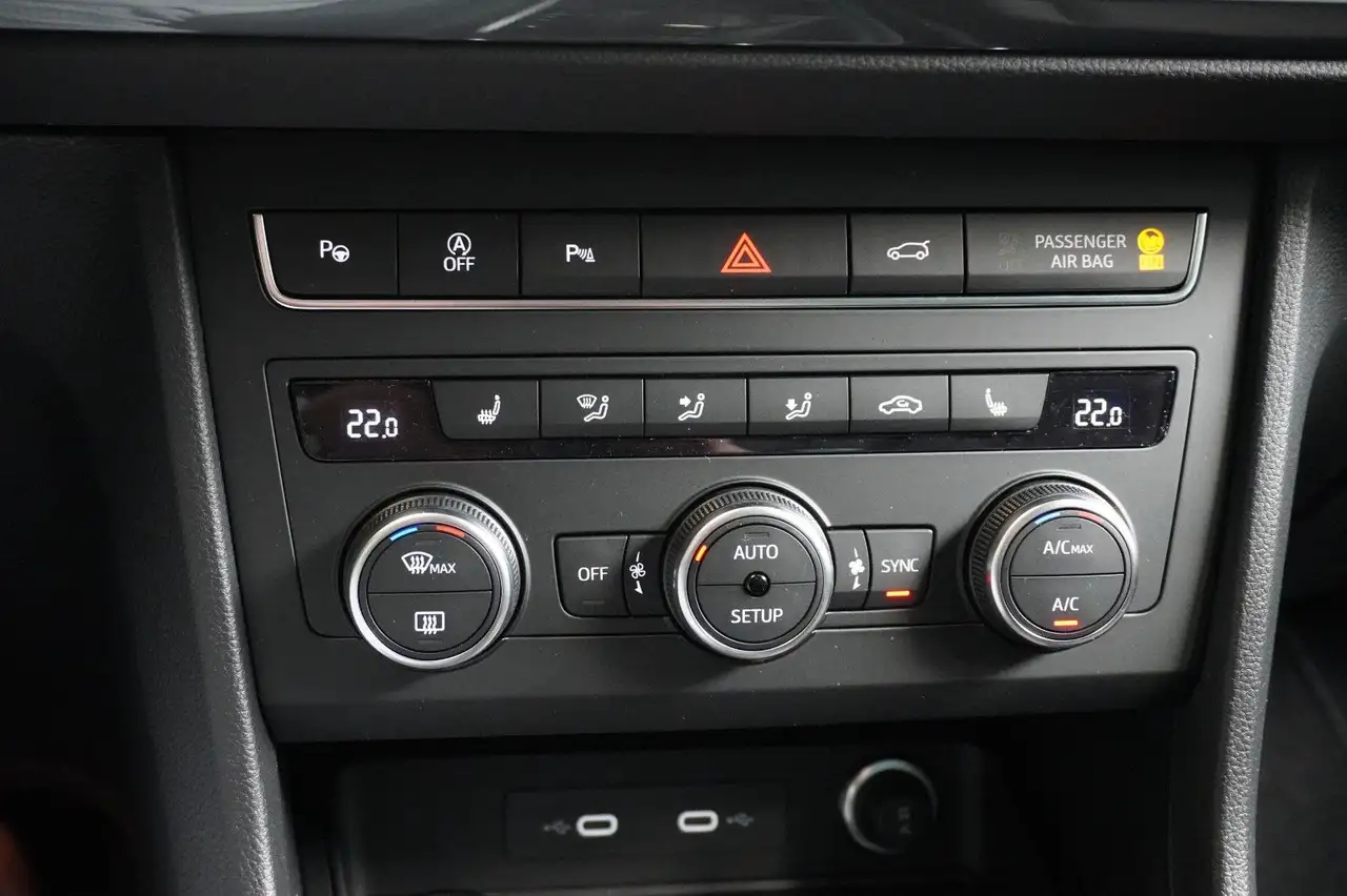 SEAT Ateca Style 1.5 TSI DSG*AHK*ACC*KAMERA*NAVI*18Z* 16
