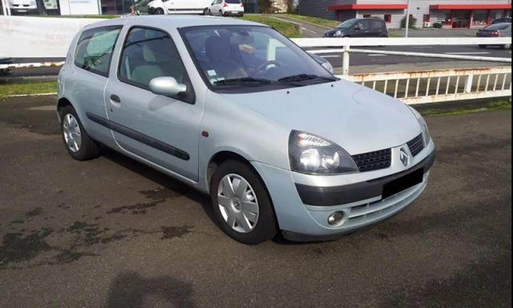Renault Clio 1.4 16V LUXE PRIVILEGE PROACTIVE A 3P Gris - 2