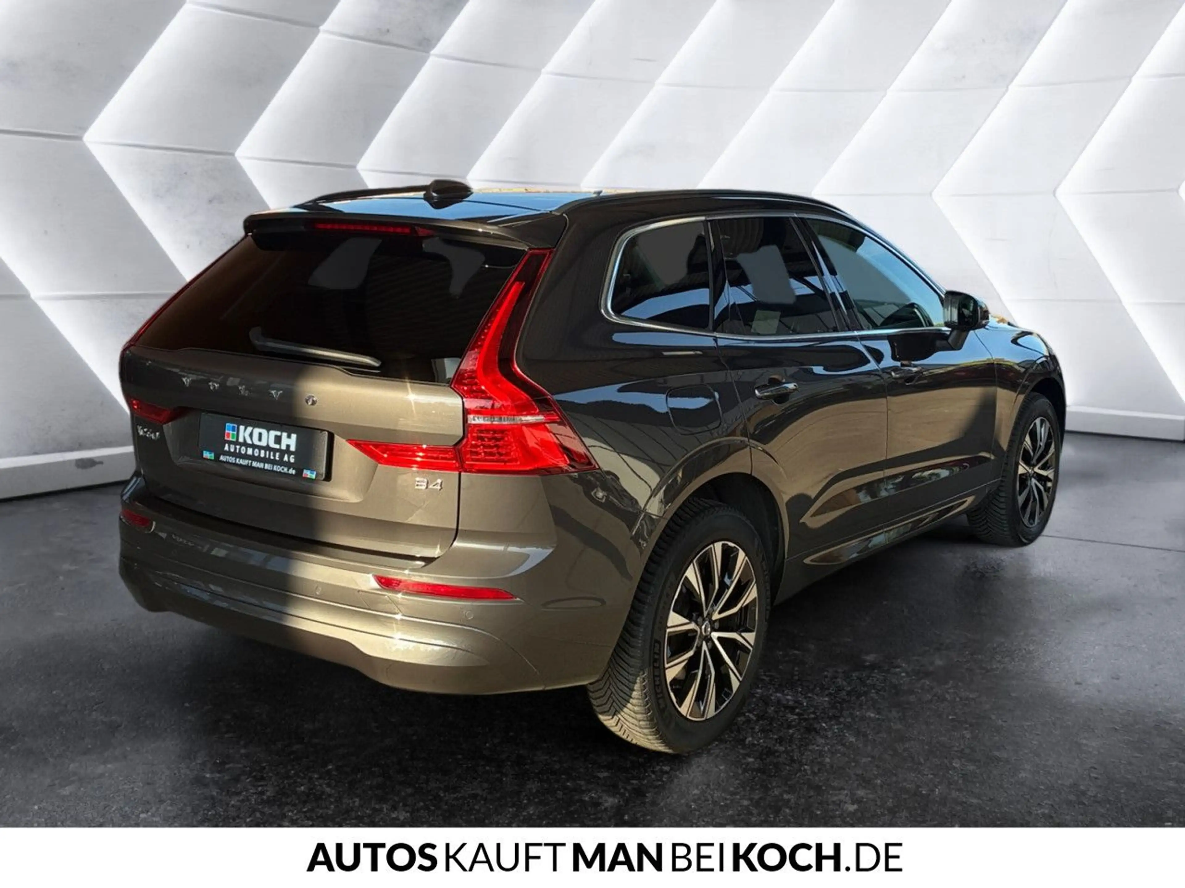 Volvo XC60 B4 D AWD Core ACC BLIS 4xSHZ LHZ — photo 4