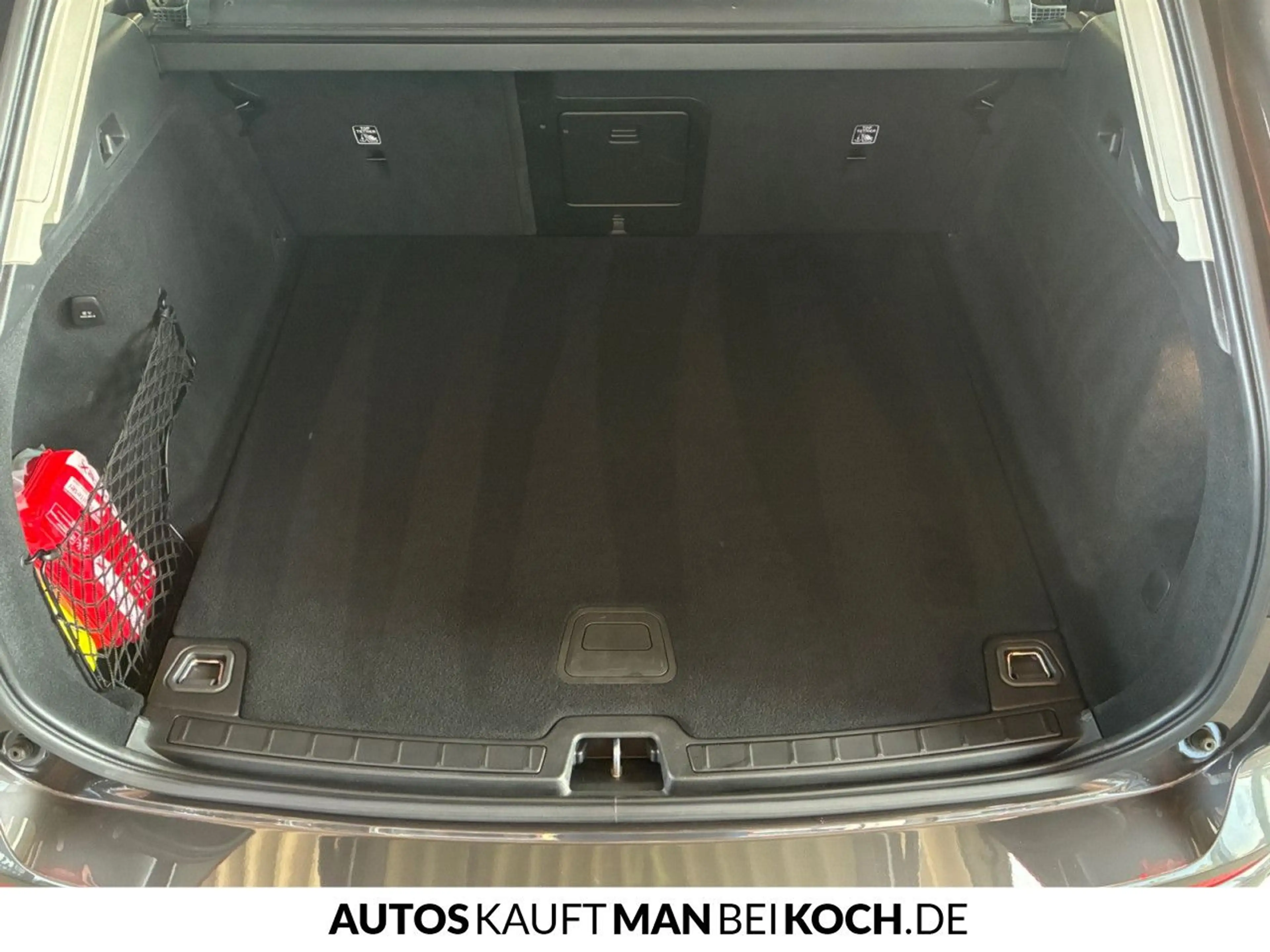 Volvo XC60 B4 D AWD Core ACC BLIS 4xSHZ LHZ — photo 14