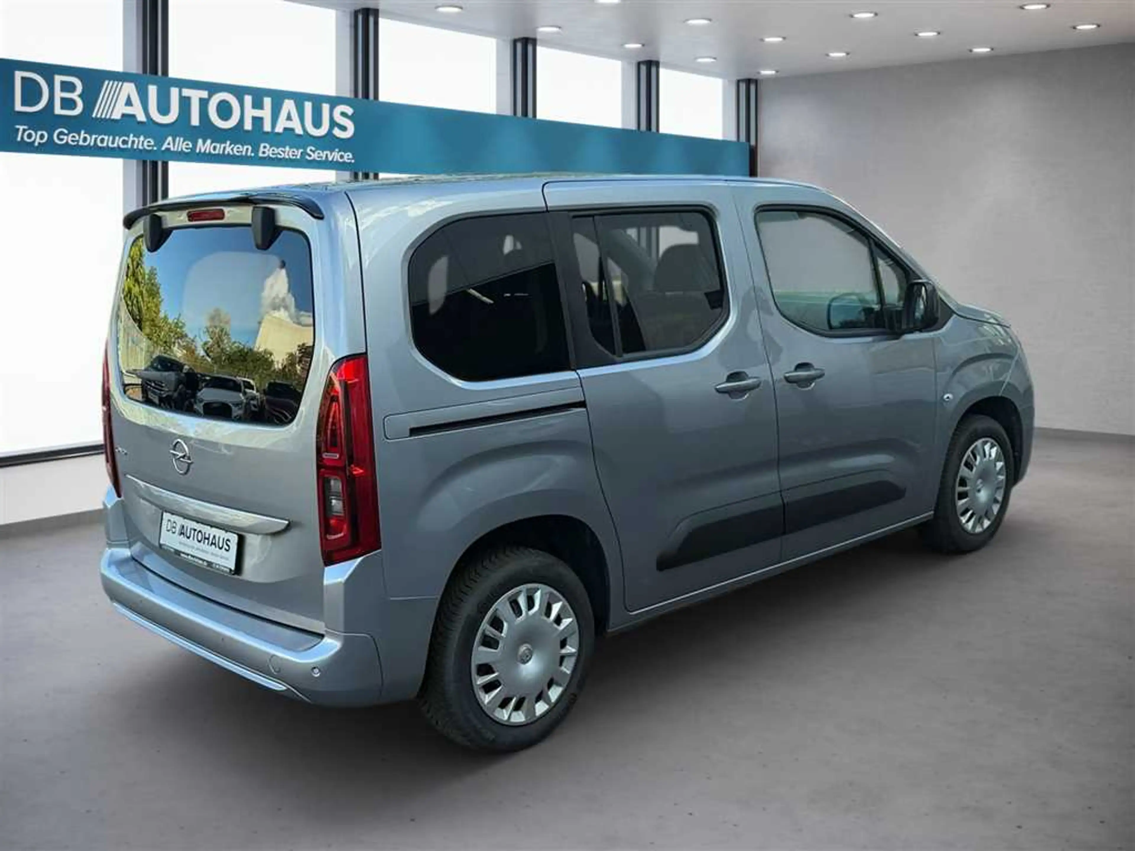 Opel Combo Life Elegance 1.5 Diesel — photo 4