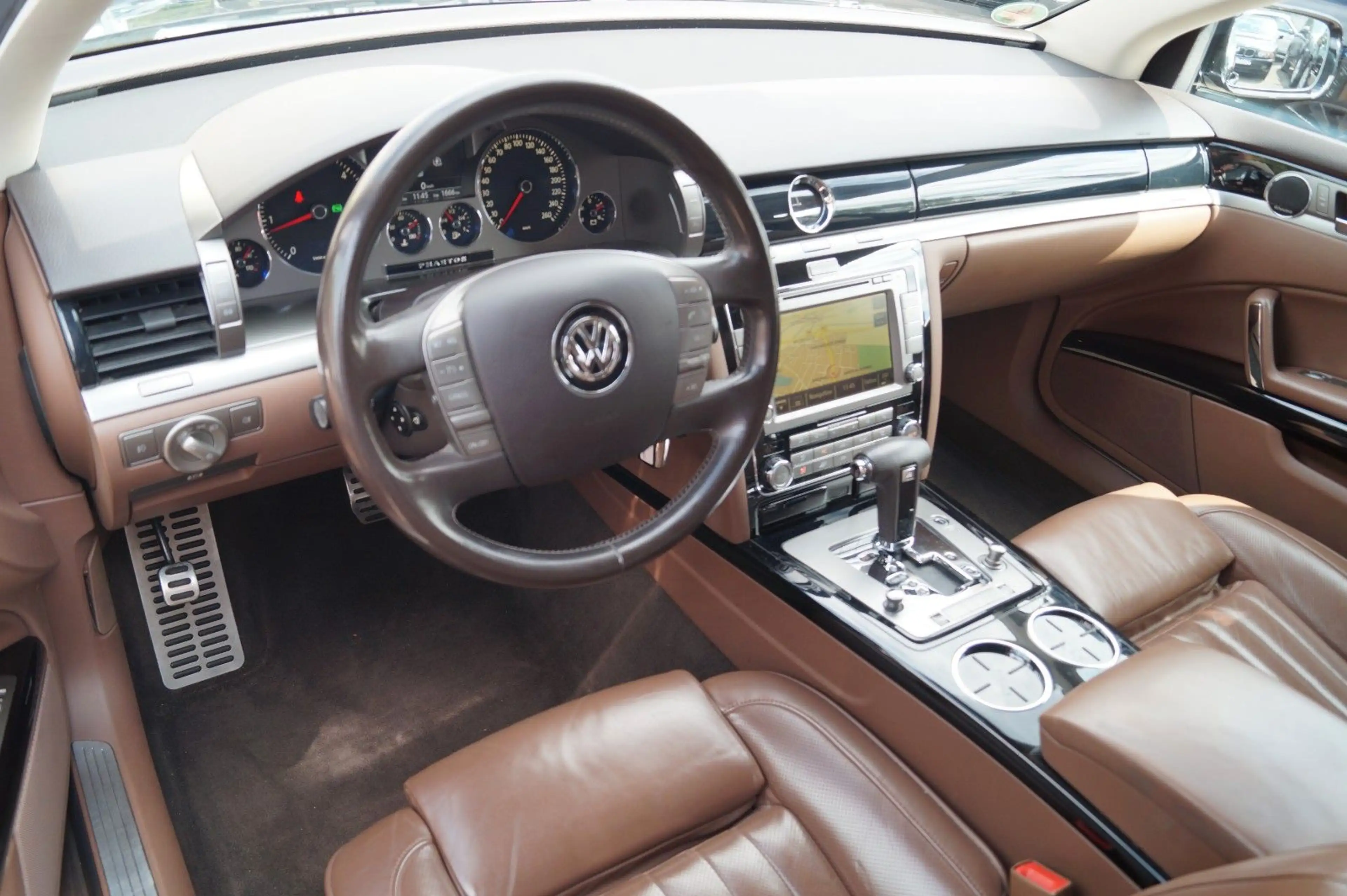Volkswagen Phaeton 3.0 TDI V6 5-Sitze 4Motion 2.Hand+S.Heft — photo 9