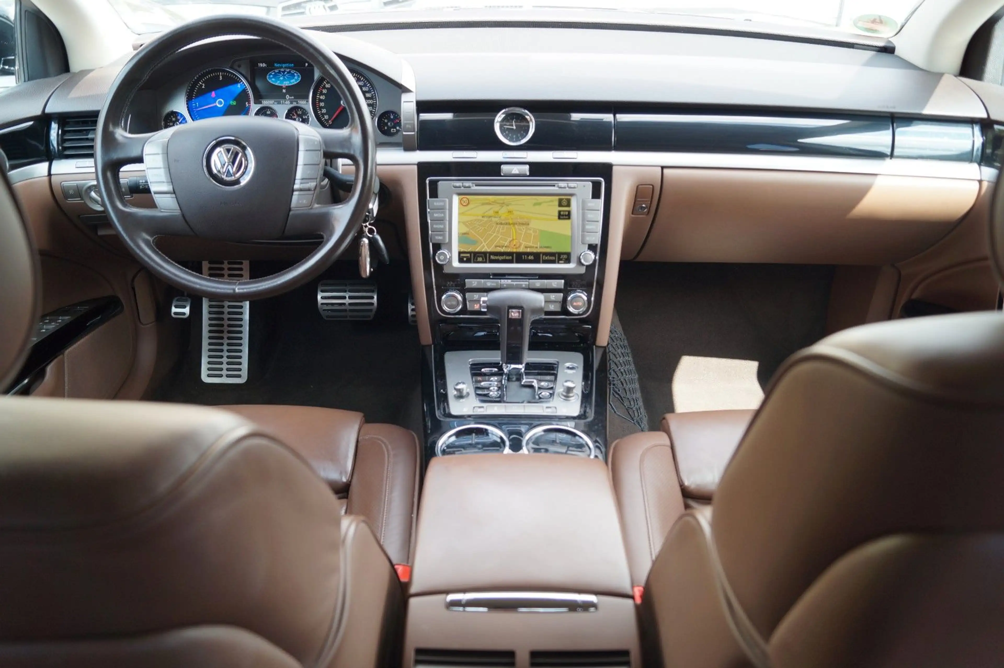 Volkswagen Phaeton 3.0 TDI V6 5-Sitze 4Motion 2.Hand+S.Heft — photo 11