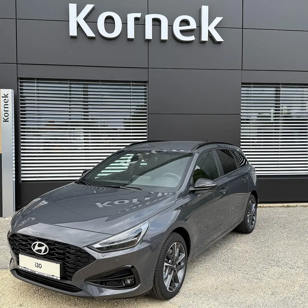 Hyundai i30 Kombi 1,5 DPI Go! Plus Grau - 1