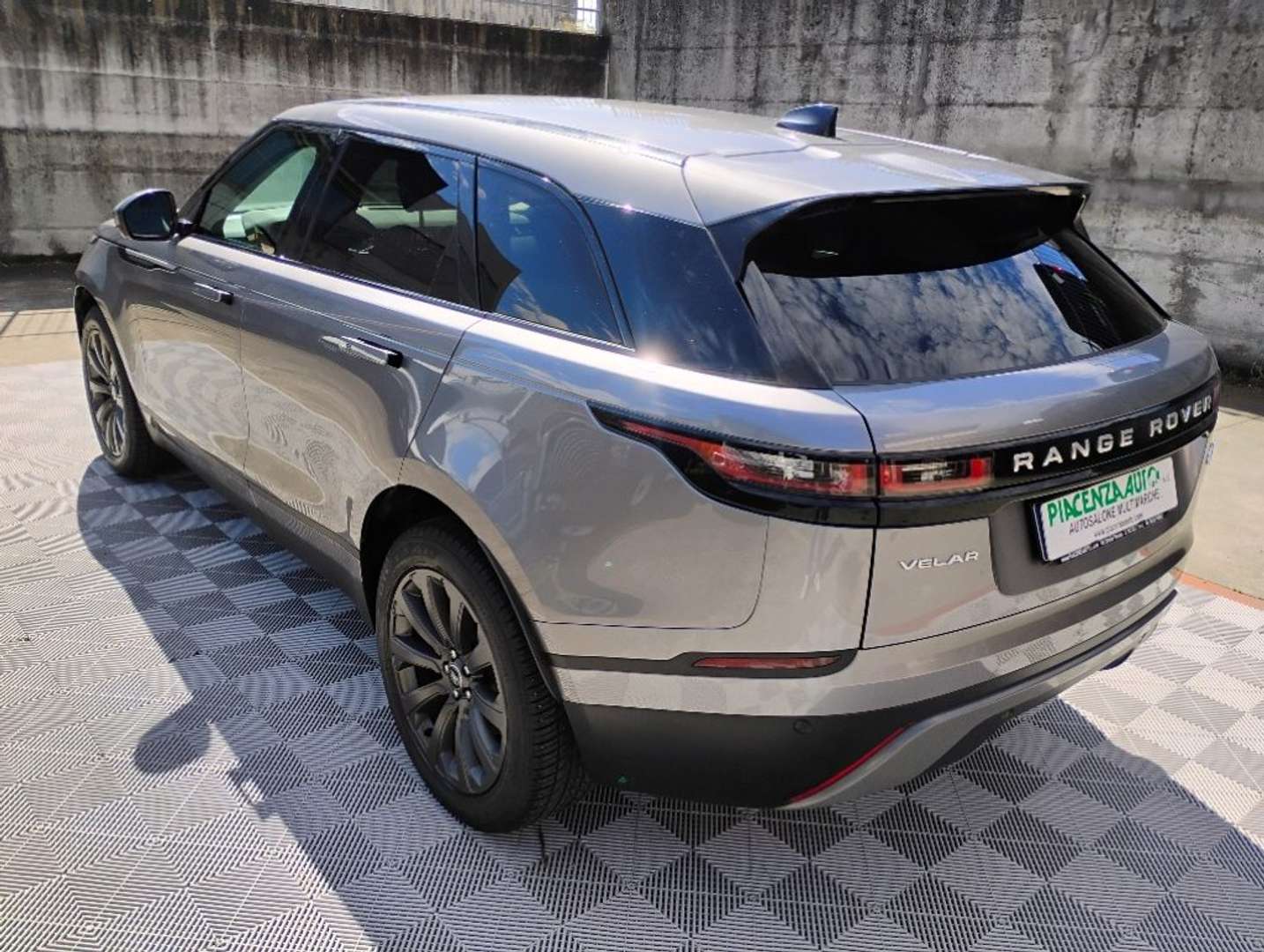 Land Rover Range Rover Velar D204 R-Dynamic SE - 2022 - Joinsteer - #2